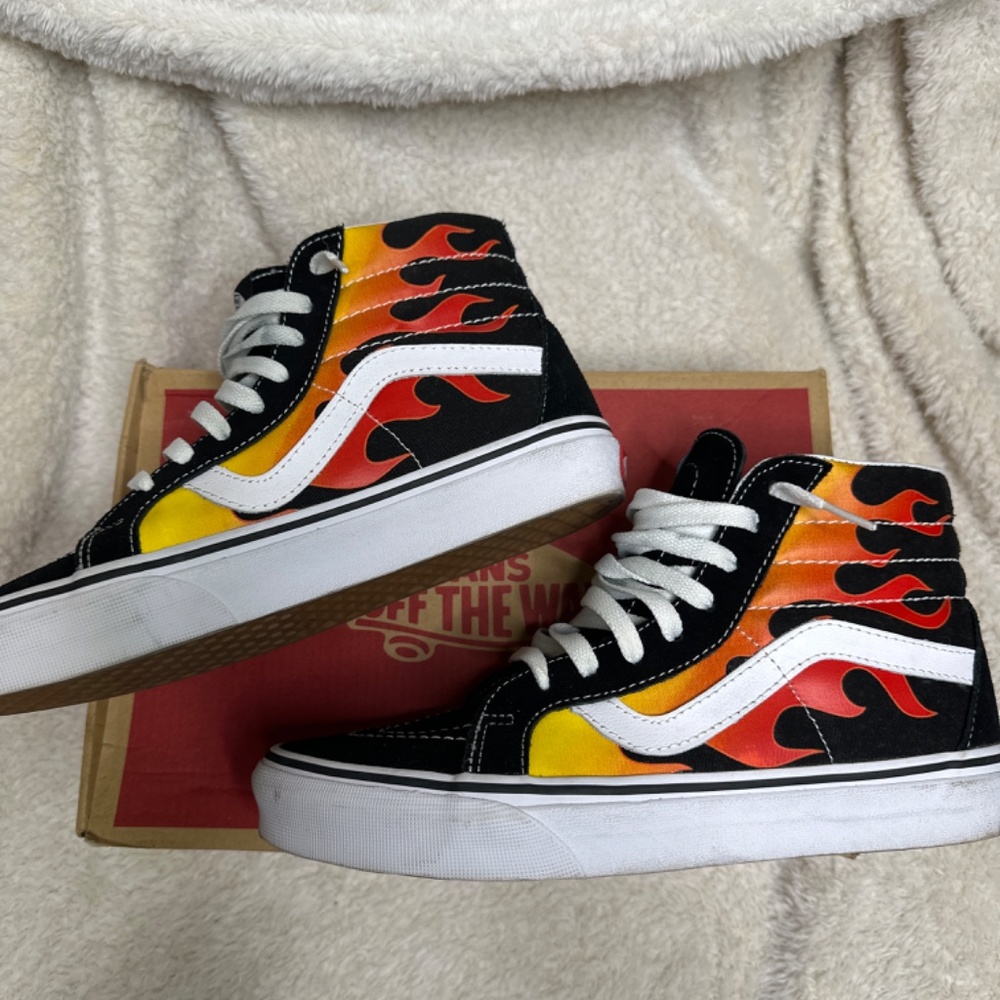 Vans - Picture 6 of 6